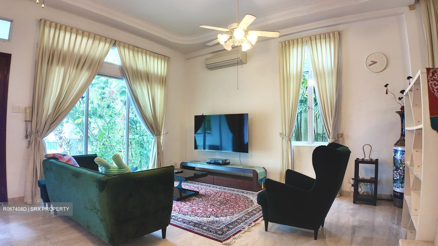 Pinewood Grove (D25), Terrace #524857491